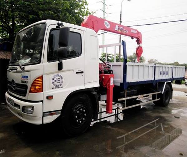 Hino 9 tấn Gắn Cẩu Unic 5 Tấn