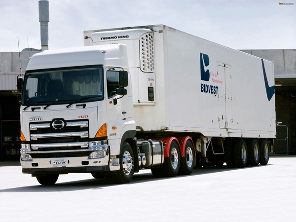  ĐẦU KÉO HINO 700 2 CẦU