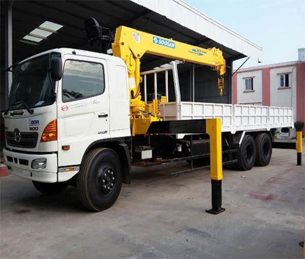 Hino 15 Tấn Gắn Cẩu Soosan 7 Tấn